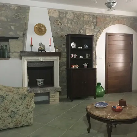 Holiday home Portico Degli Amori Lettomanoppello